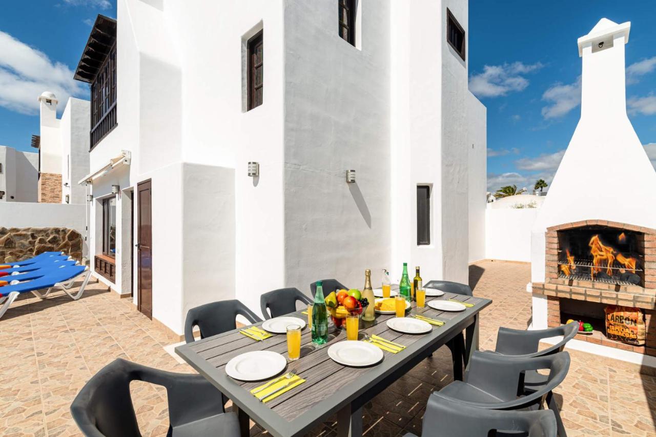 Villa Margarita By Villa Plus Tías Extérieur photo